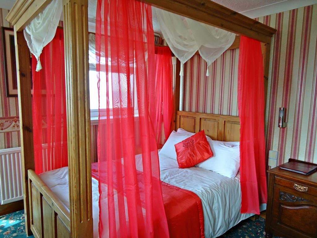 בלקפול Cherry Blossom Inn מראה חיצוני תמונה