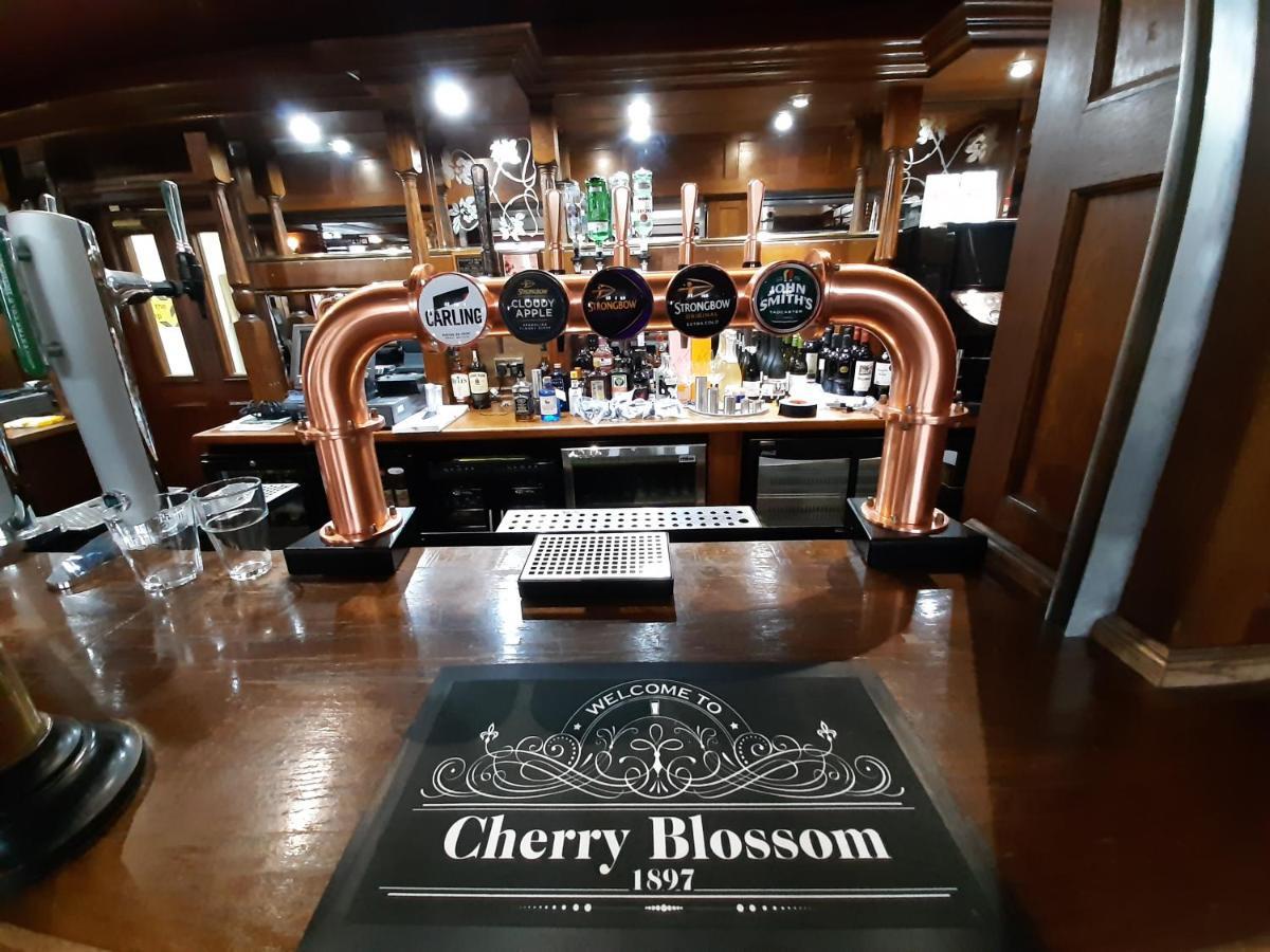 בלקפול Cherry Blossom Inn מראה חיצוני תמונה